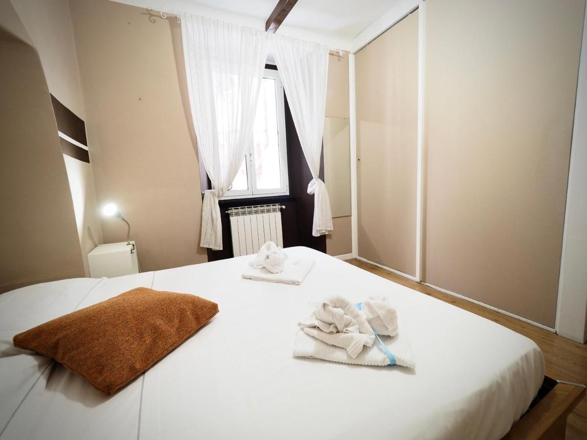 Dimora Delle Camelie Apartamento Génova Exterior foto
