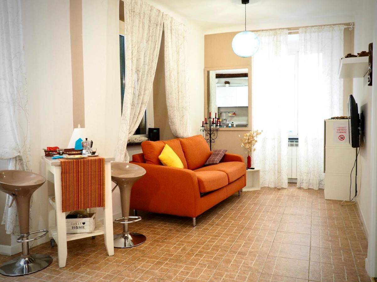 Dimora Delle Camelie Apartamento Génova Exterior foto